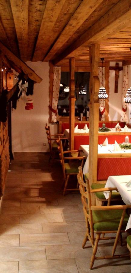 Berggasthof Karntner Alm Hotel Mittenwald Buitenkant foto